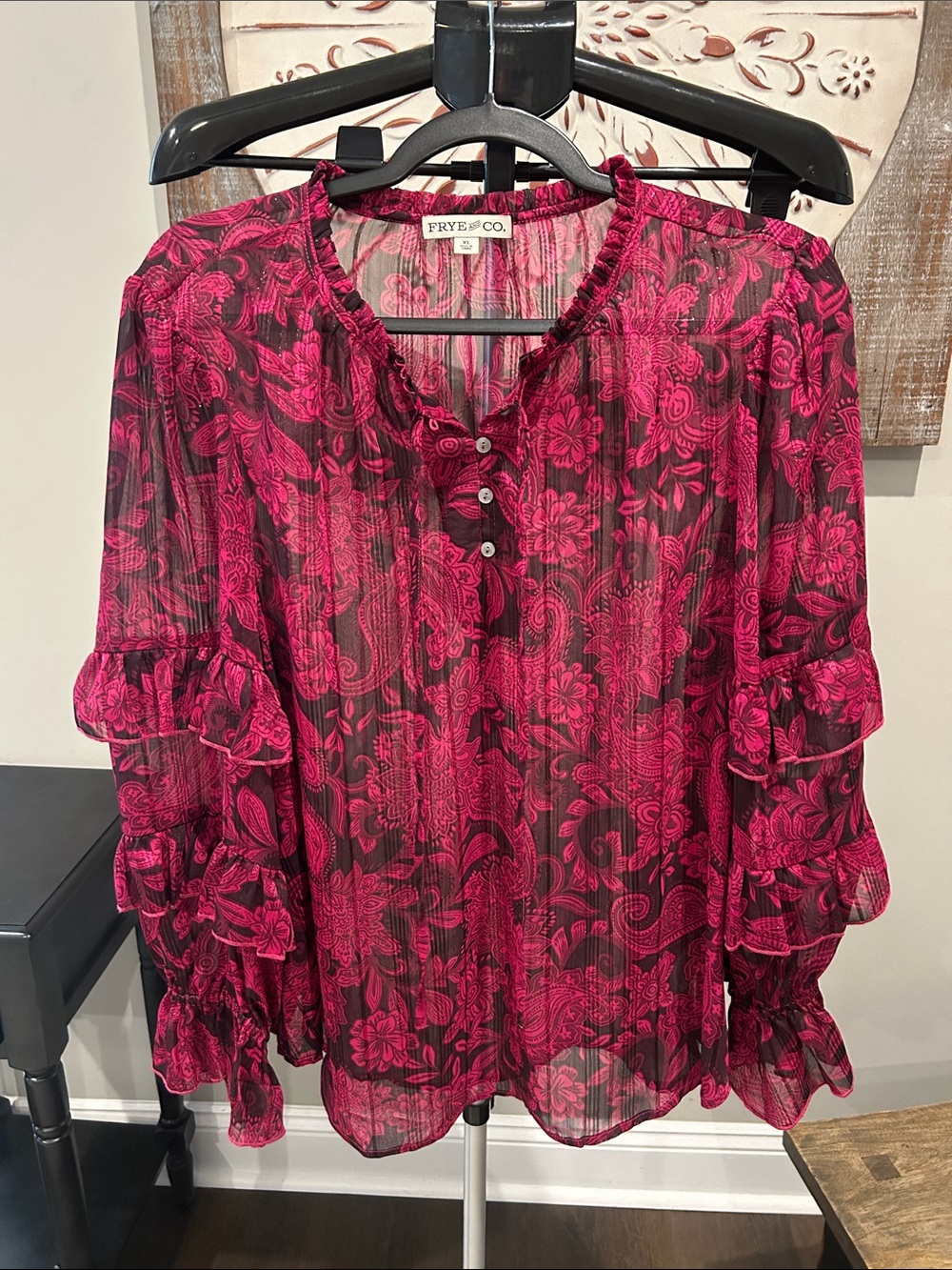 FRYE AND CO. NWOT Fuchsia Floral Ruffle Peasant Blouse Size XL